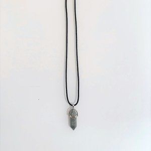 CRYSTAL POINT CHARKA PENDANT HEALING NEGLACE